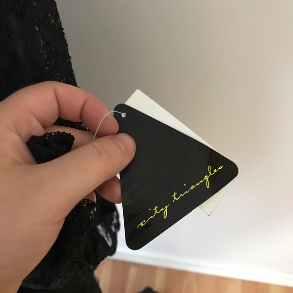 Black Gothic Lolita Studded Lace Ruffle Dress L592 - Picture 4 of 8